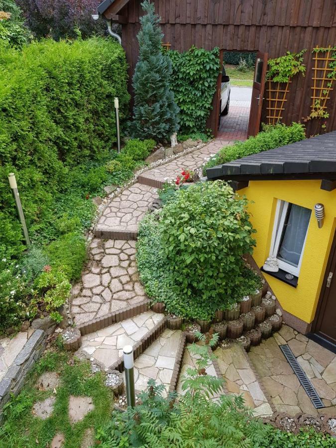 Ferienwohnung Hähnert Schwarzenberg/Erzgebirge Exterior foto